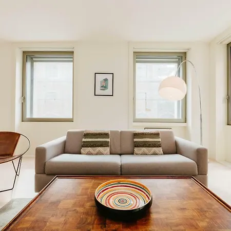 Lady Madona * Lissabon